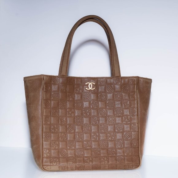 Chanel Tote Bag - Authentic - Picture 2 of 12